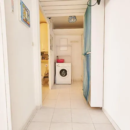 Nouveau A La Location ! * אגדה